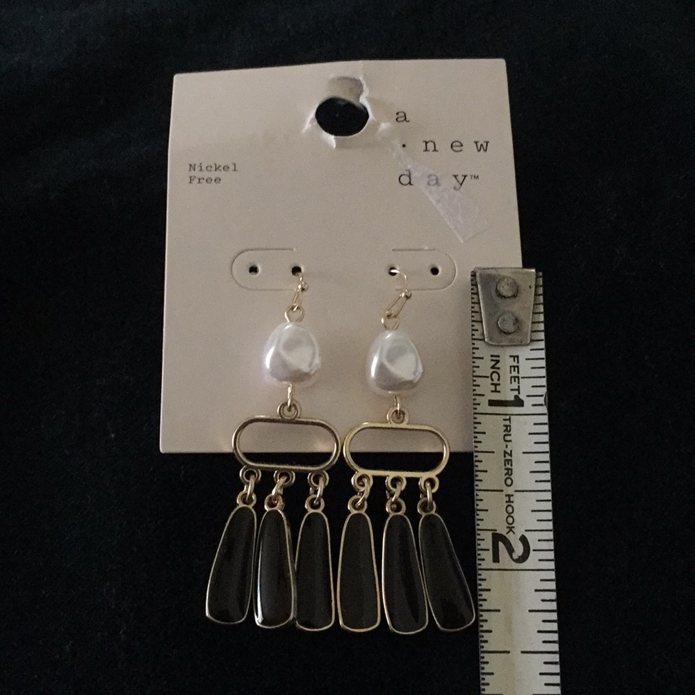 Boho-chic Earrings - Picture 3 of 4